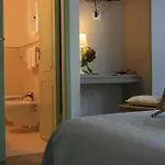 Oda ve Kahvaltı Ortensia 3*